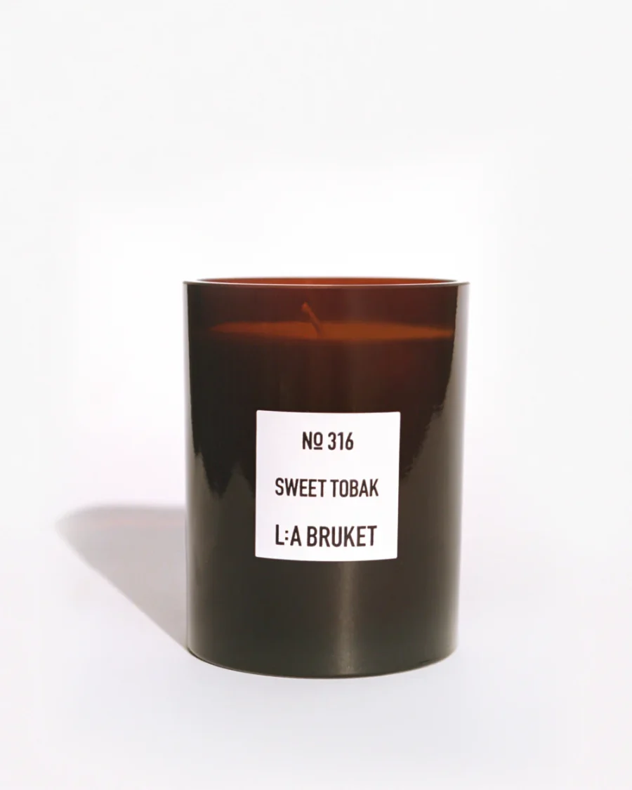 L:A Bruket - Doftljus Sweet Tobak 260 g
