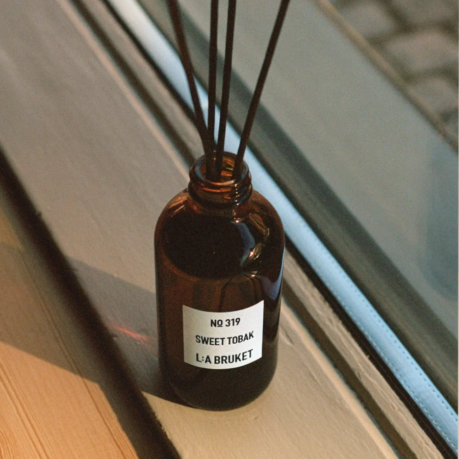 L:A Bruket - Room diffuser Sweet Tobak 200 ml