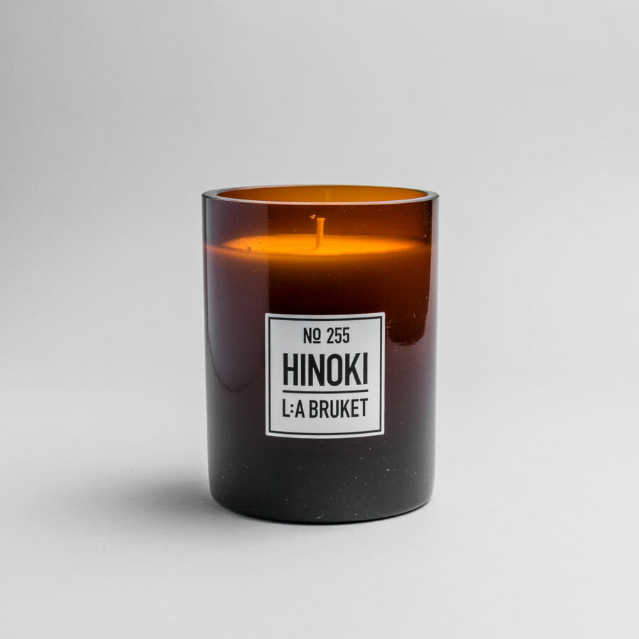 L:A Bruket - Doftljus Hinoki 260 g