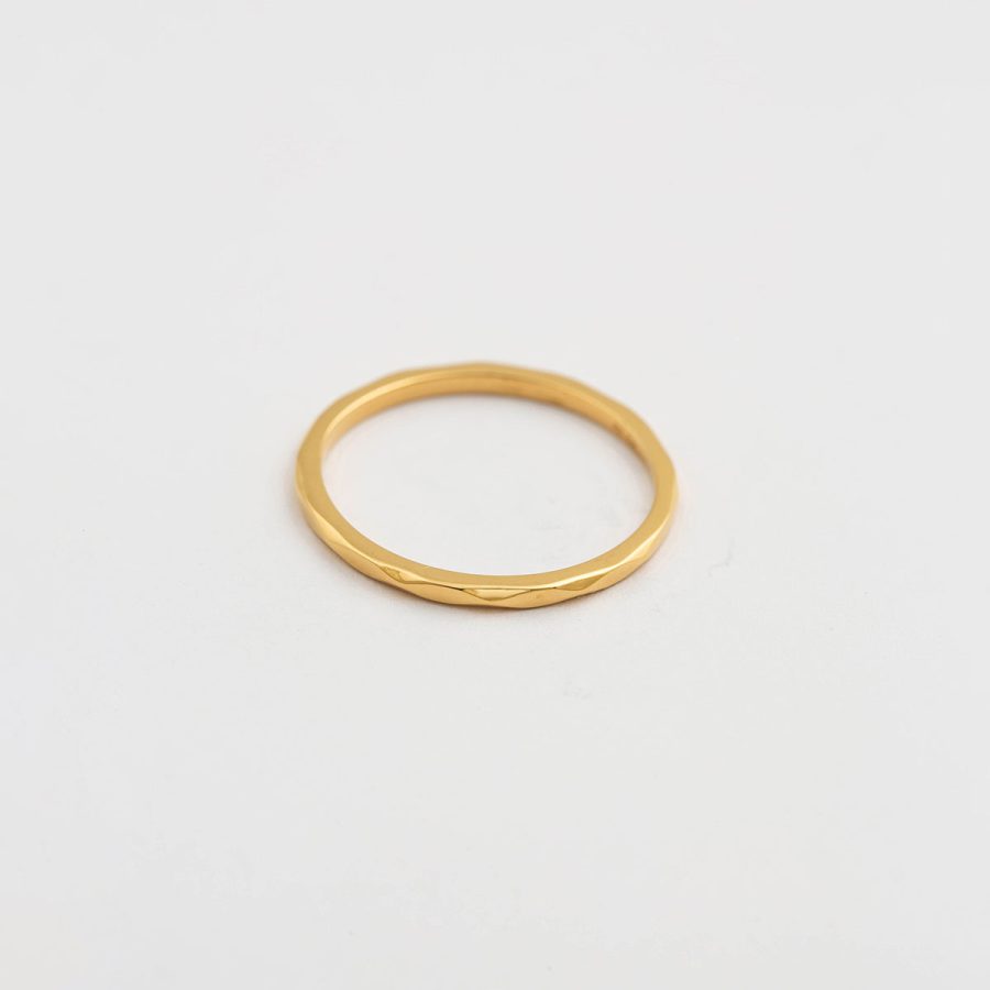 Syster P - Ring Tiny Ultrathin Guld