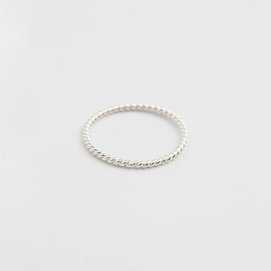 Syster P - Ring Tiny Twisted Silver