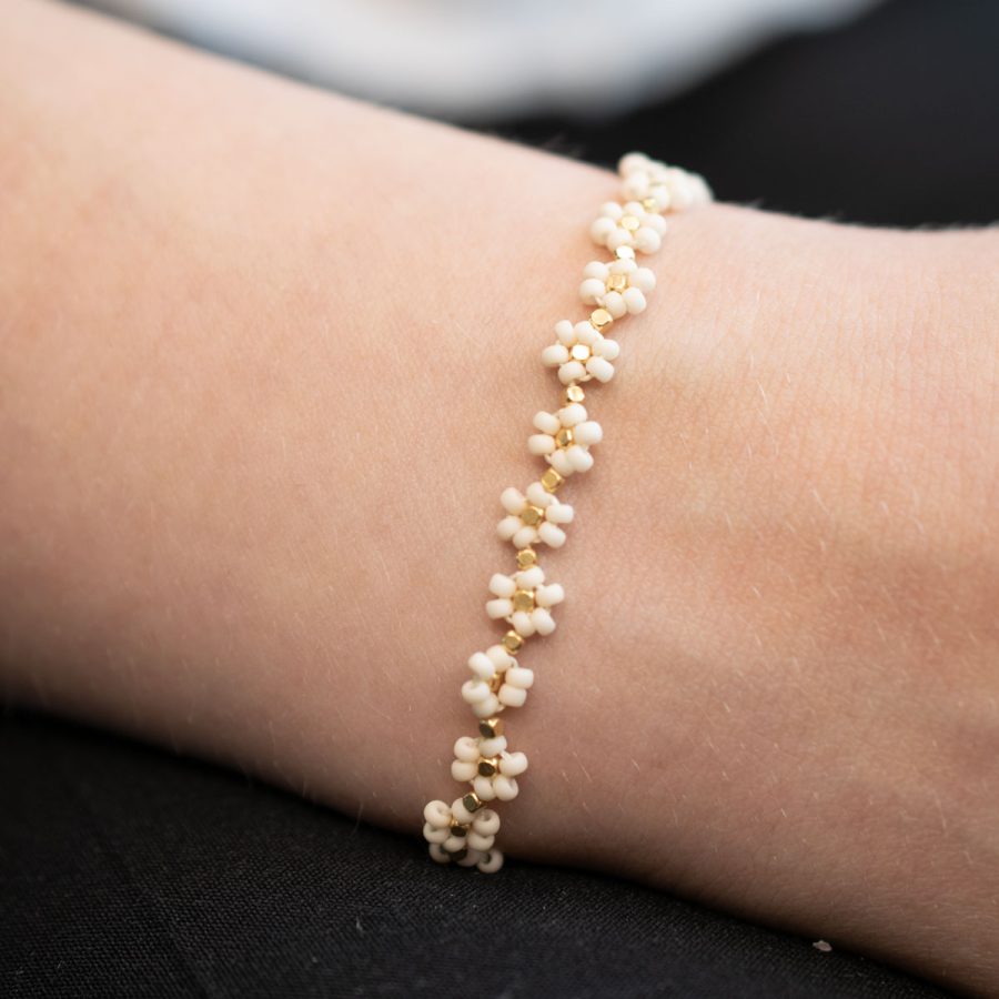 IBU Jewels - Armband Cap Flower Cream