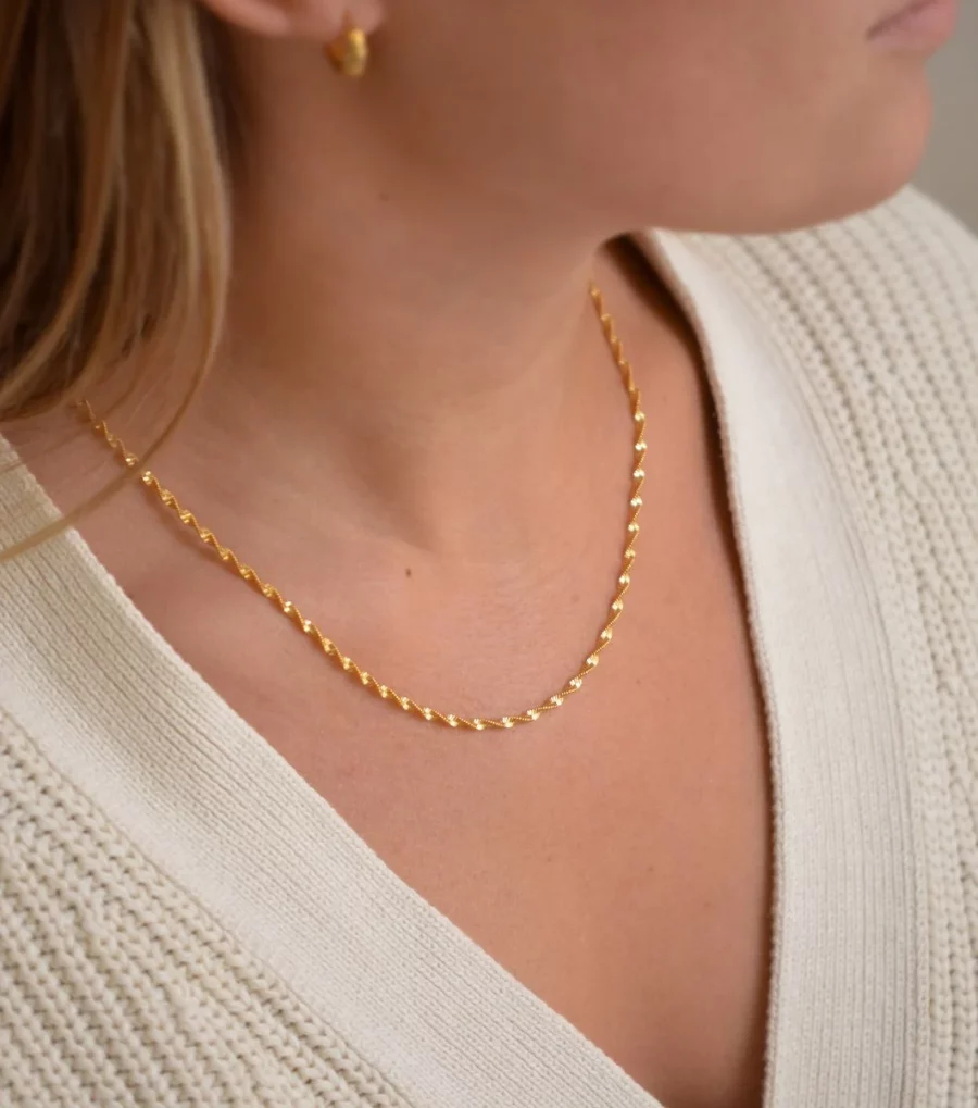 Syster P - Halsband Herringbone Twisted Guld - Bild 4