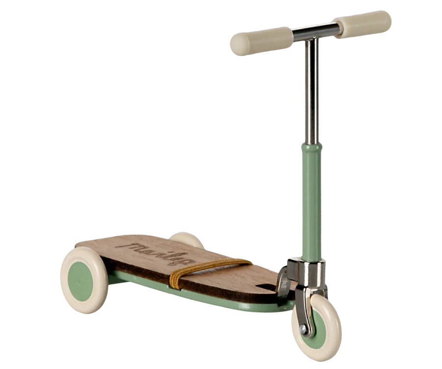 Maileg - Kick board, Mouse - Mint