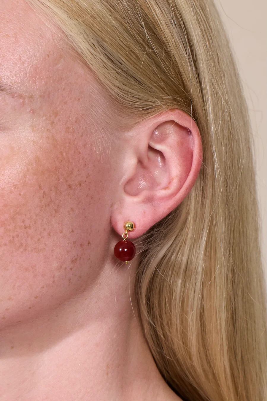 Soï - Örhängen Nora, Passion Red Jade - Bild 2