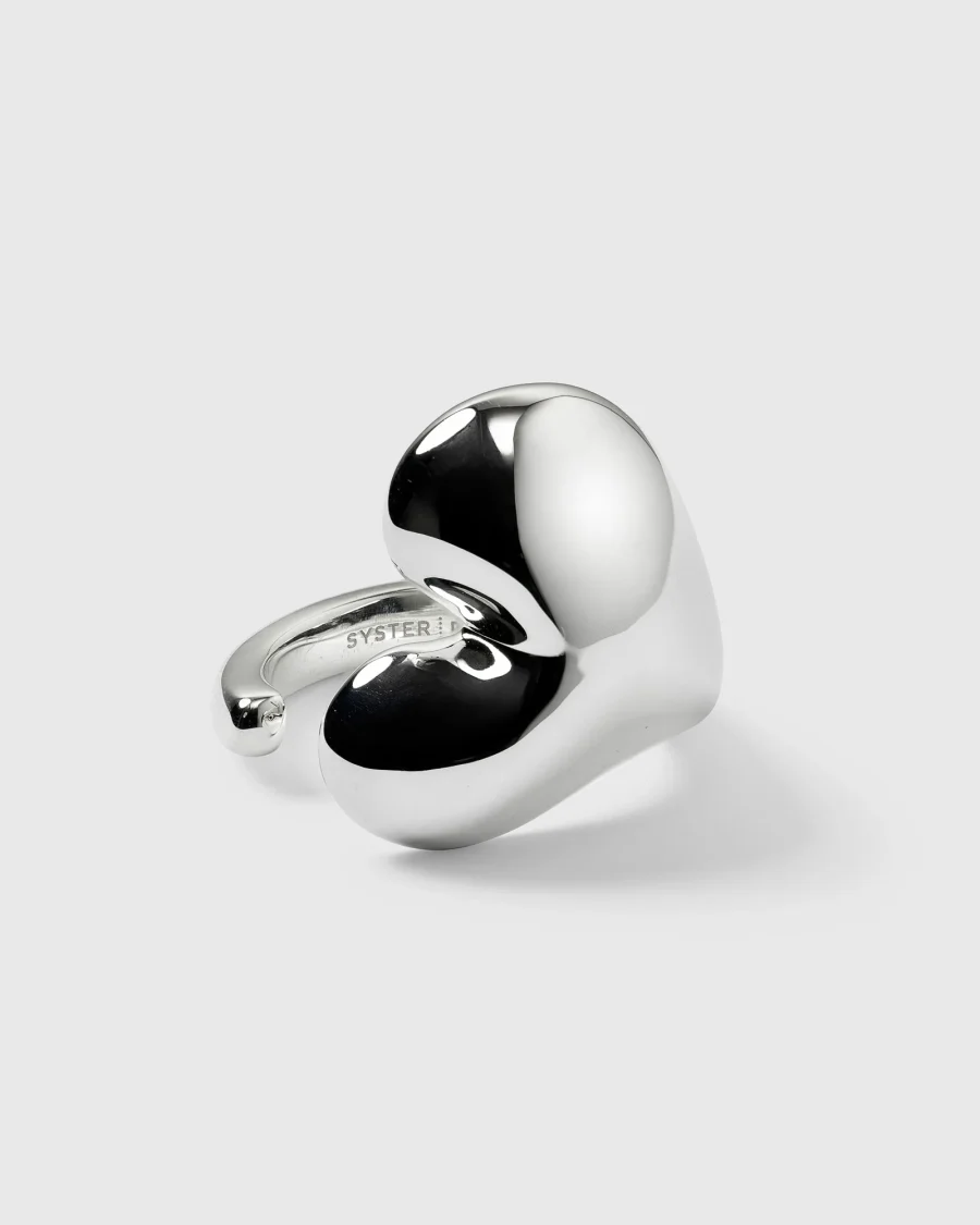 Syster P - Bolded Heart Ring Silver
