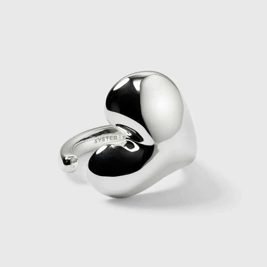 Syster P - Bolded Heart Ring Silver
