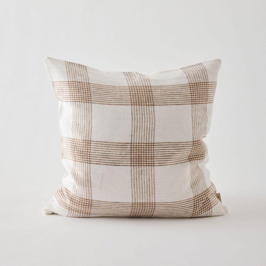 Tell Me More – Kuddfodral Odette Brun 50x50 cm
