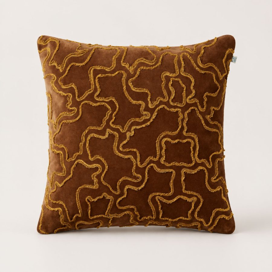 Chhatwal & Jonsson – Kuddfodral Ganga Cognac/Masala Yellow 50x50 cm